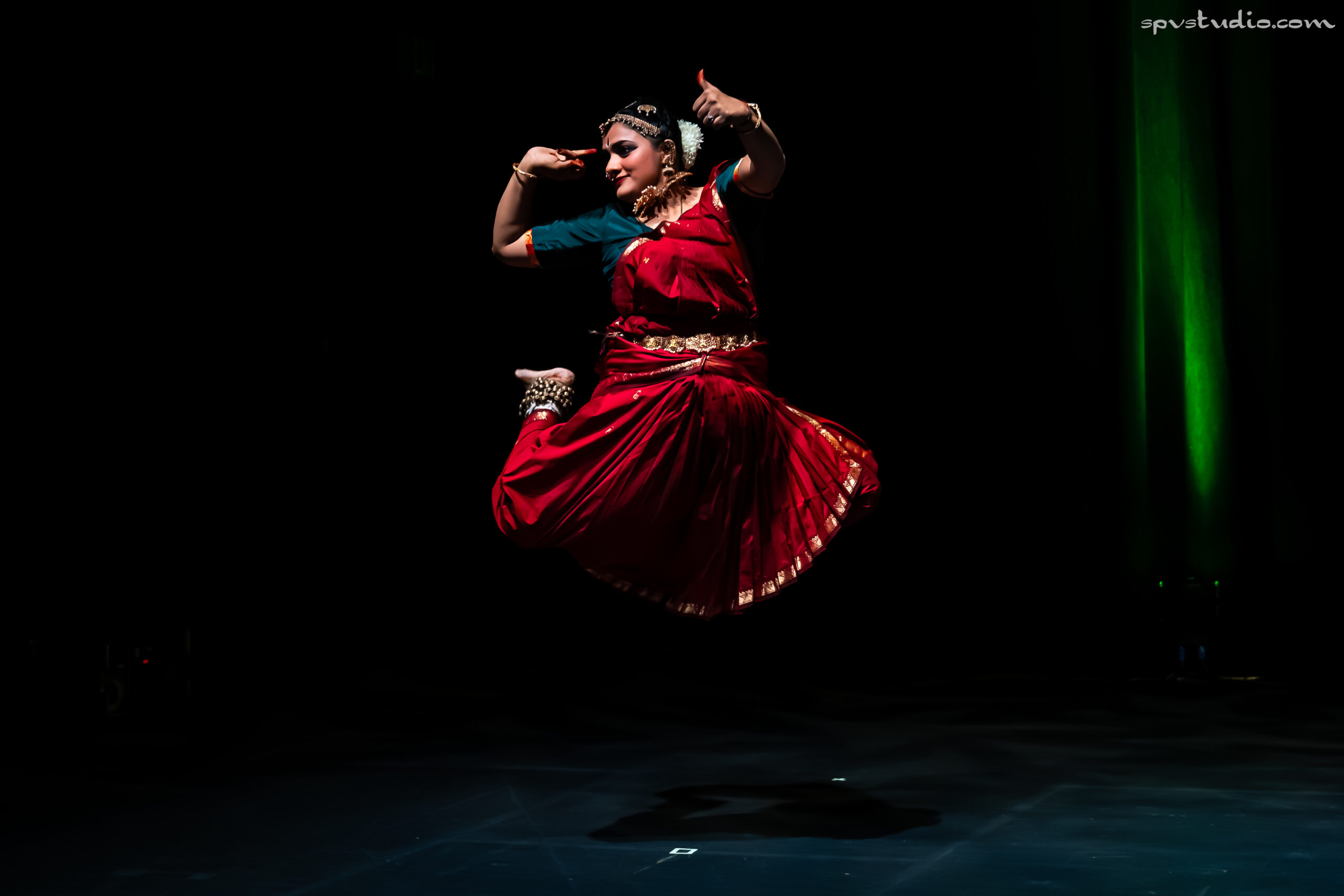 Shakti Collective - Shades of Women in Love